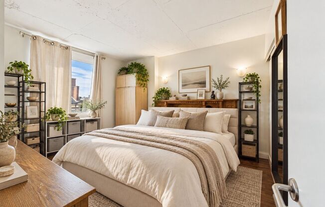 1 bed, 1 bath, 930 sqft, $2,365, Unit 4C