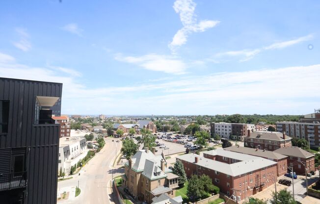 2 beds, 2 baths, 1,479 sqft, $3,850, Unit 910