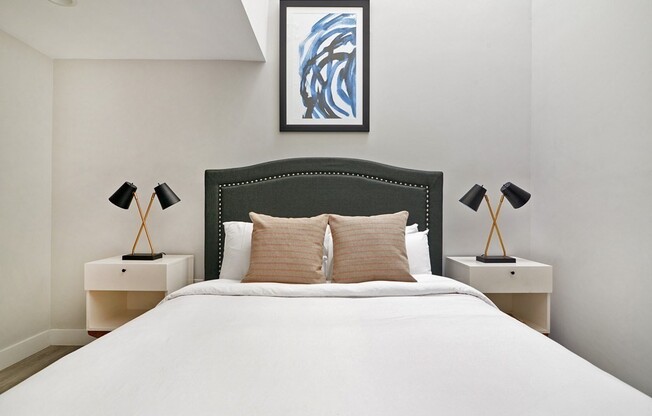 2 beds, 2 baths, $5,600, Unit 505