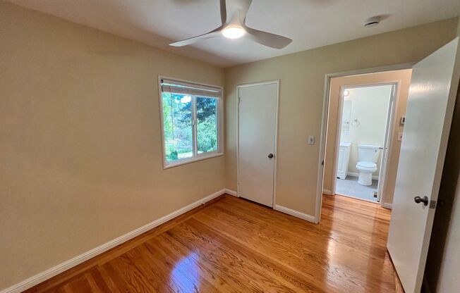 2 beds, 1 bath, $4,250