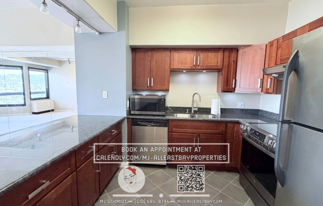 Bright 1 bedroom condo with spectacular views on the 25th floor!