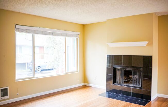 2 beds, 1 bath, $1,625