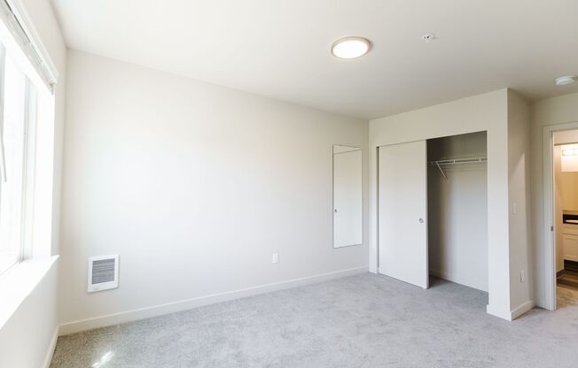 1 bed, 1 bath, 500 sqft, $1,440, Unit N-202