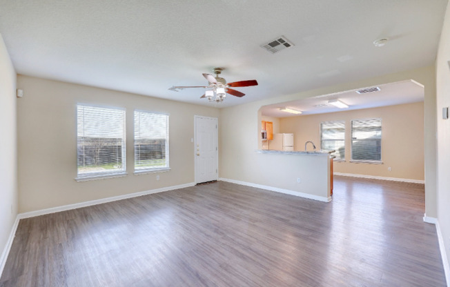 1005 Easy Cove