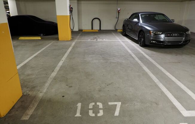 1 bed, 2 baths, 882 sqft, $4,295, Unit 619