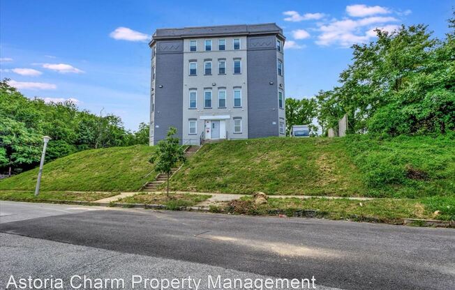 Elgin Manor Apartments