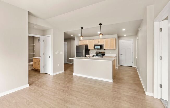 3 beds, 2 baths, 1,446 sqft, $2,099.99, Unit 184-07