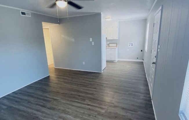 2 beds, 1 bath, 768 sqft, $895, Unit 3620-D