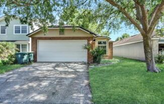 3 bedroom 2 bathroom home near UNF