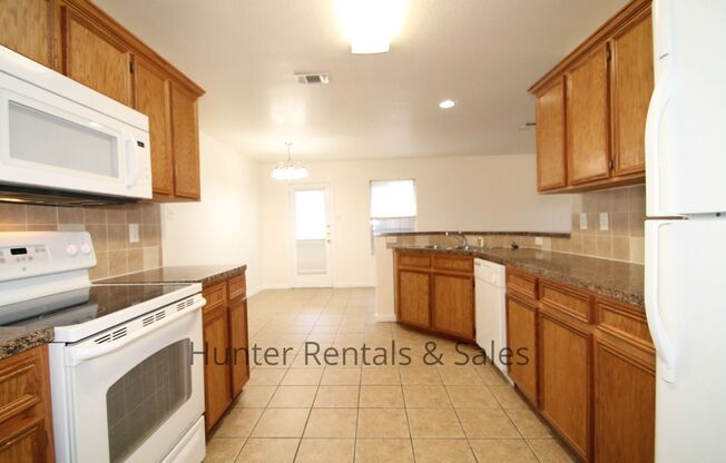 3 beds, 2 baths, $1,195