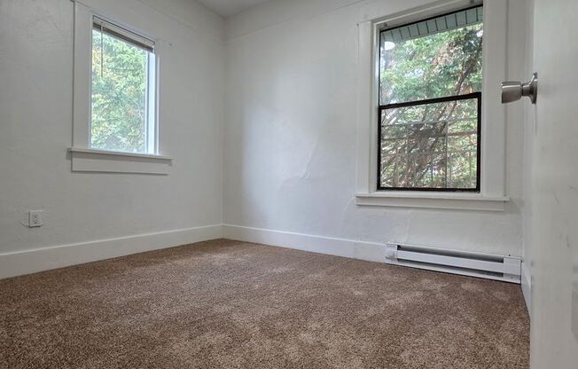 1318 - 1324 15th Ave S