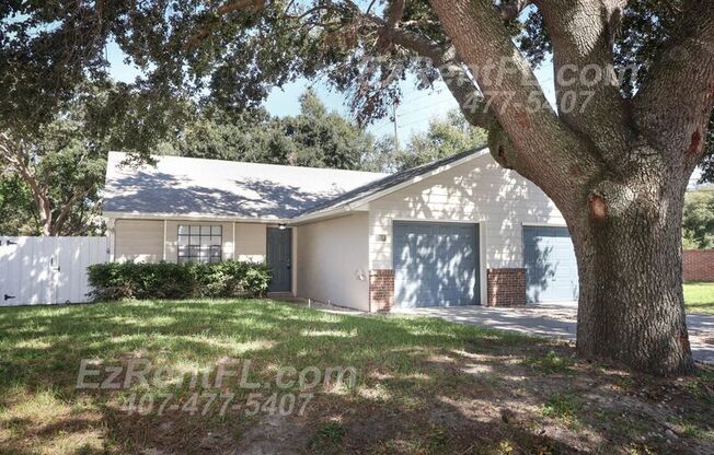 5249 CHAMPAGNE CIR