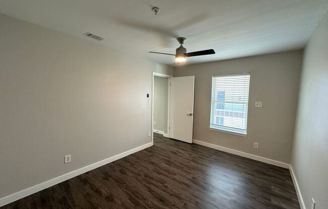 2 beds, 1 bath, 667 sqft, $995, Unit Unit 303