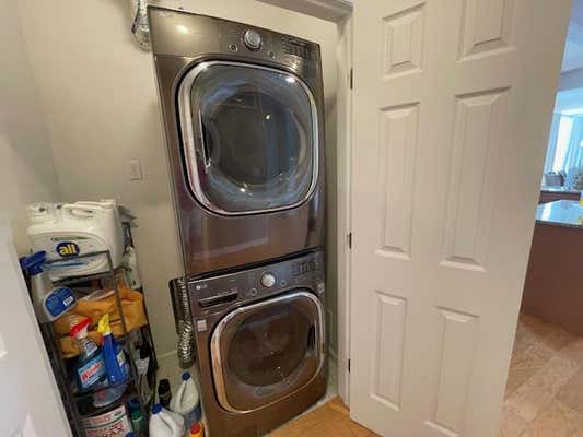 140 COMPASS PL