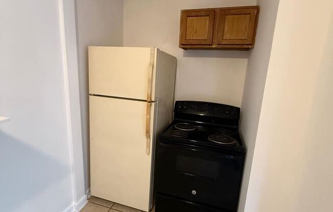 2 beds, 1 bath, $1,000