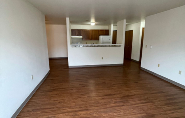 2 beds, 1 bath, 1,000 sqft, $1,000, Unit TE218X-104