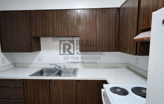 1 bed, 1 bath, 605 sqft, $895, Unit F301