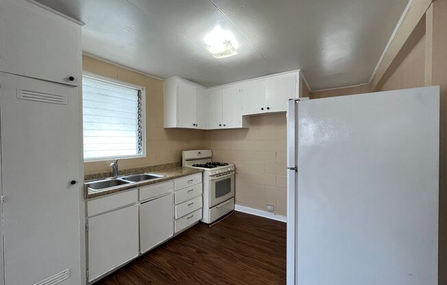 For Rent - 718 Hoawa St. #A