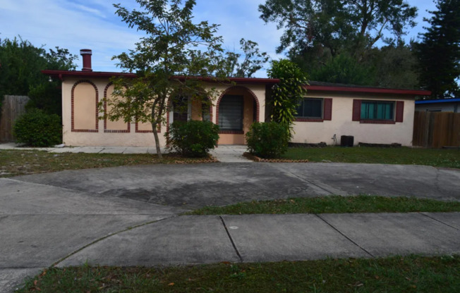 3557 ARBUTUS LN