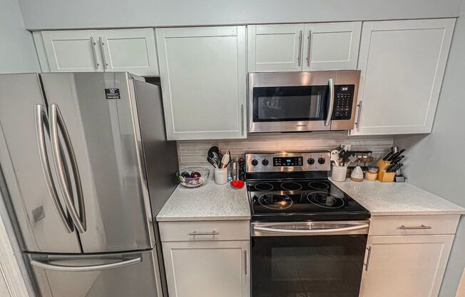 2 beds, 2 baths, $2,250