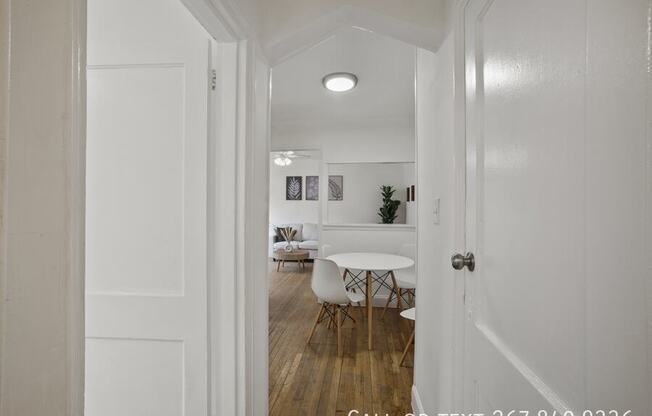 4233 1 ST SE