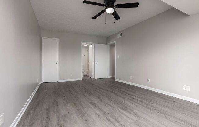 2 beds, 2 baths, $895, Unit 328