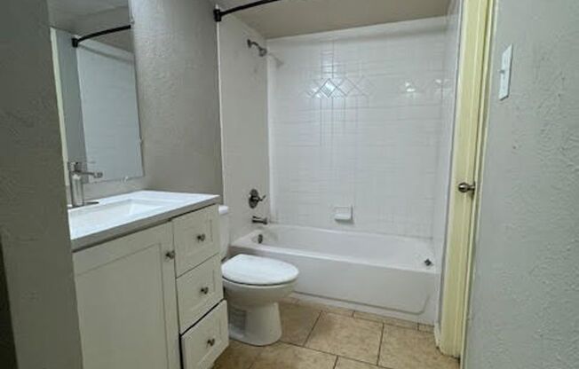 3 beds, 1 bath, $1,850