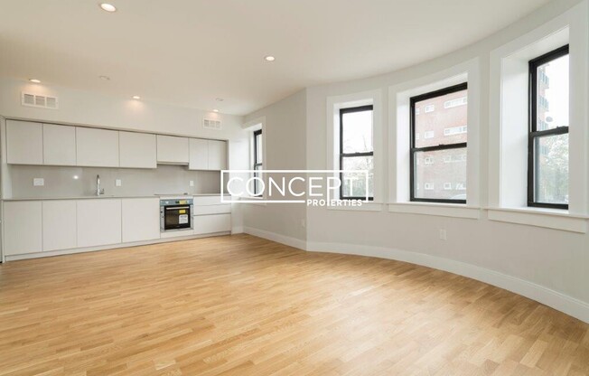 121 HIGHLAND AVE