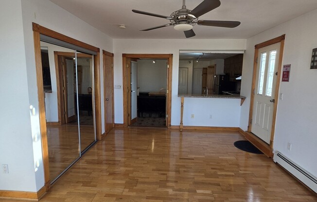 1 bed, 1 bath, 900 sqft, $2,200, Unit 3