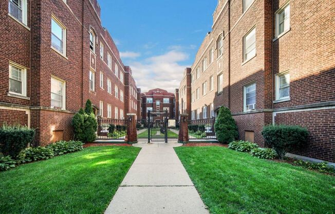 1329 1337 W TOUHY AVE