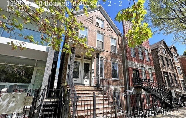 1539 N BOSWORTH AVE