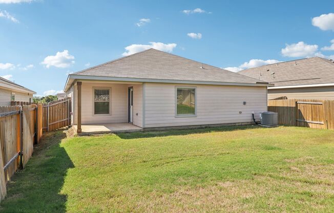 3 beds, 2 baths, 1,572 sqft, $1,945, Unit 612 Trinity Trl