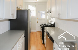 1932 W WINONA ST