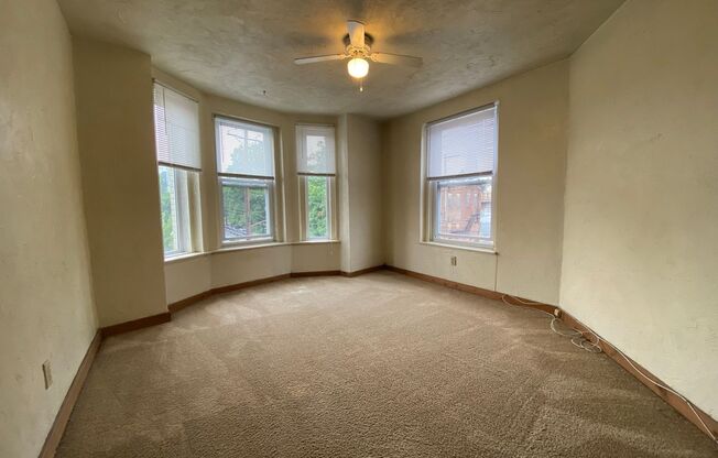 Spacious Two Bedroom on Bates St! Great Location, Ample Natural Light & More! Call Today!