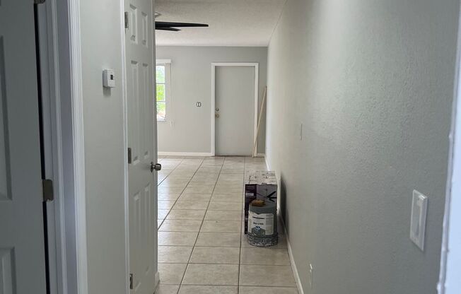 1 bed, 1 bath, $1,500, Unit 11