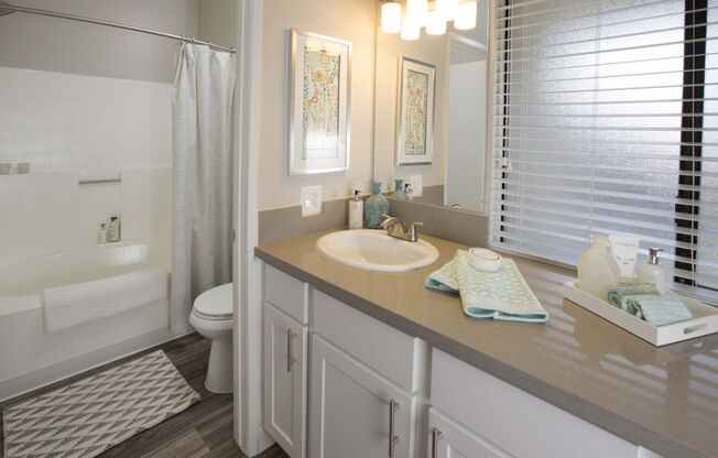 2 beds, 2 baths, 936 sqft, $2,550, Unit 0209