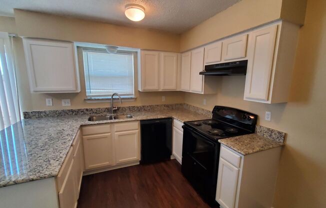 2 beds, 2 baths, $1,195