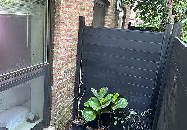 51 W 11 ST