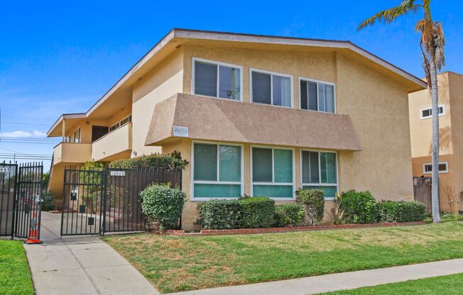 1 BD 1 BA in the heart of Santa Fe Springs!