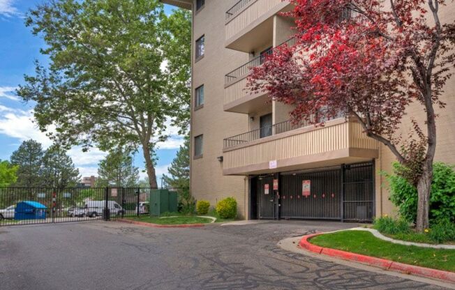 2 beds, 2 baths, $1,850, Unit # 3308