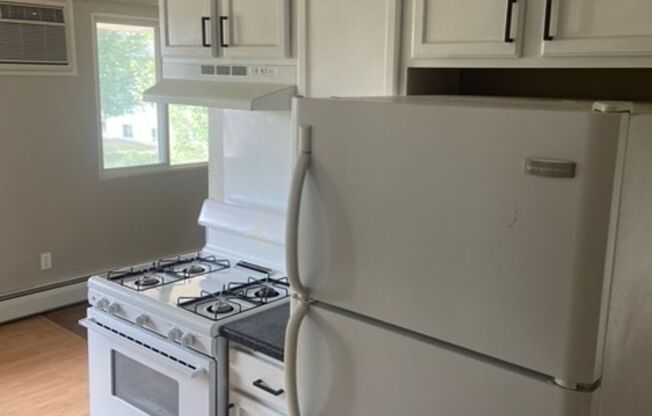 Cozy Two-Bedroom Condo in New Hope for 1,399/month!