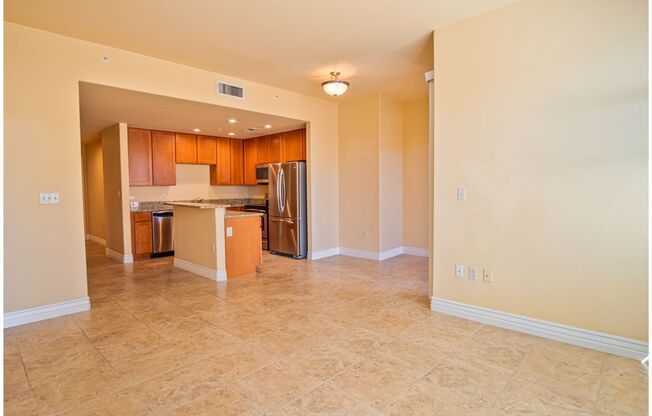 1 bed, 1.5 baths, 1,000 sqft, $1,590, Unit 504