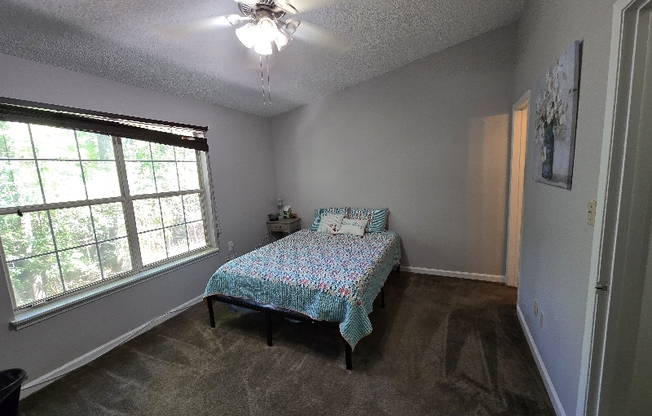 2325 Parrot Lane