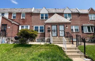 Stunning 3-Bedroom Townhome with Finished Basement and Garage! Available NOW!