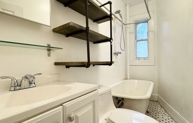 562 7 ST
