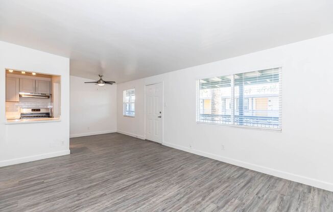 1 bed, 1 bath, 619 sqft, $1,075, Unit 185