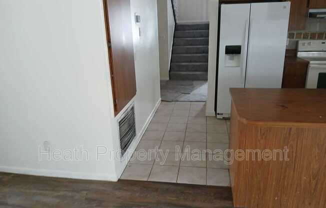 4624 LANDSCAPE DR