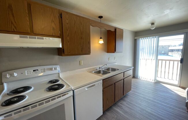 2711 Humboldt Rd