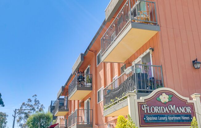 1 bed, 1 bath, 700 sqft, $1,895, Unit 6