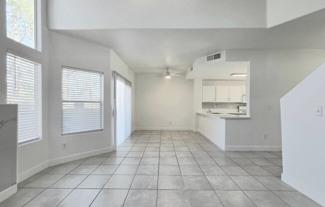 3 beds, 3 baths, $1,850, Unit Unit 1015 UNIT B BLDG 7